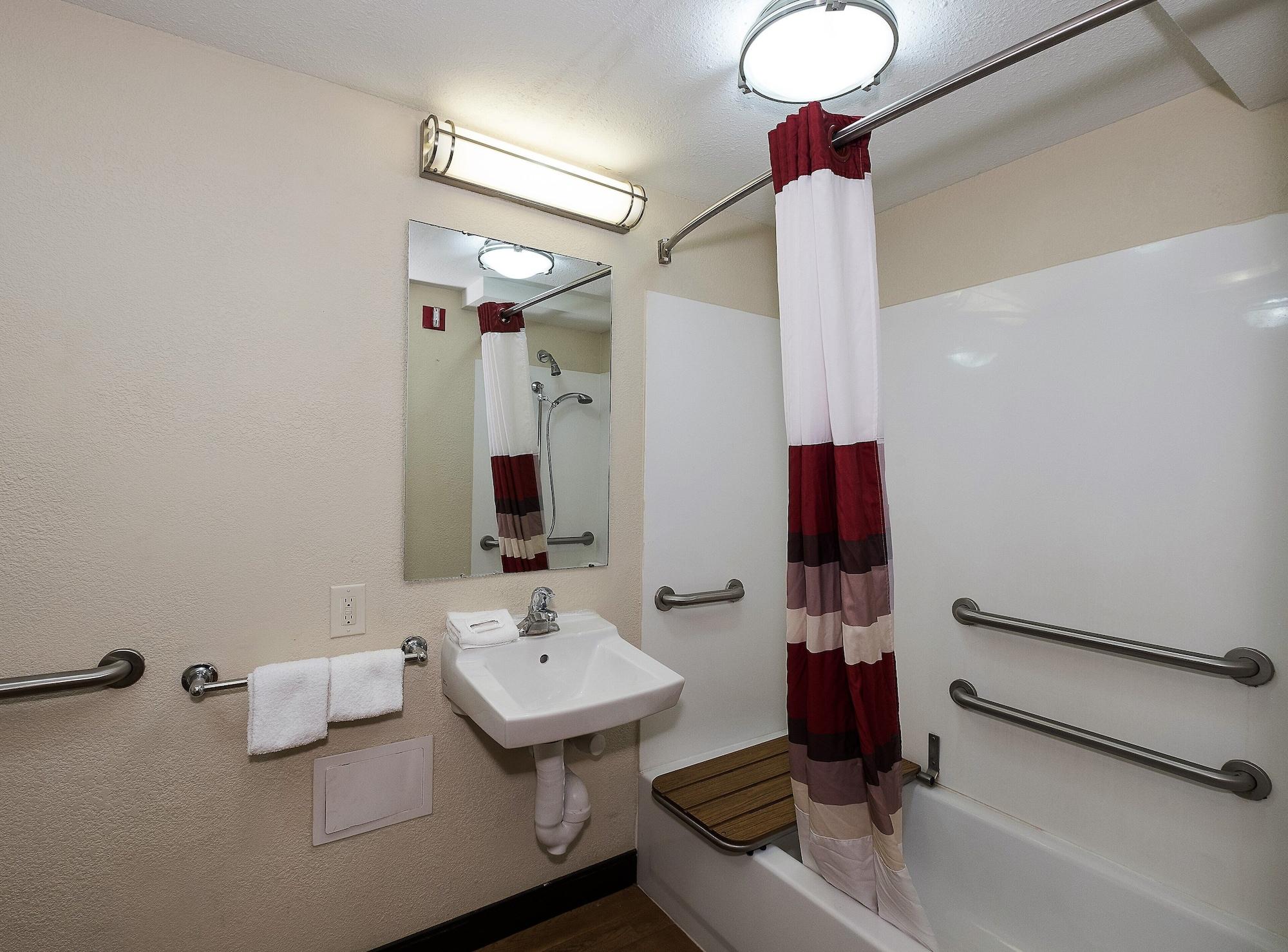 Red Roof Inn Columbus East- Reynoldsburg Brice Екстер'єр фото